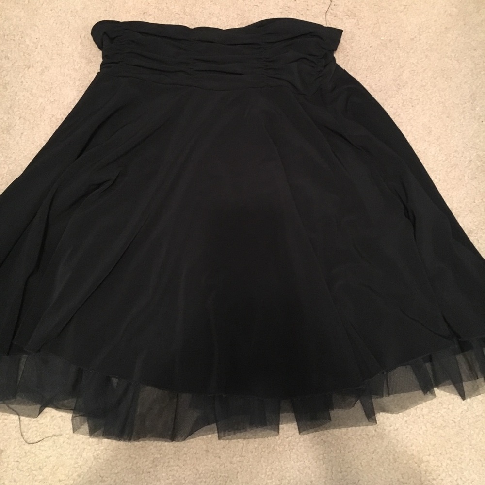 Black skirt